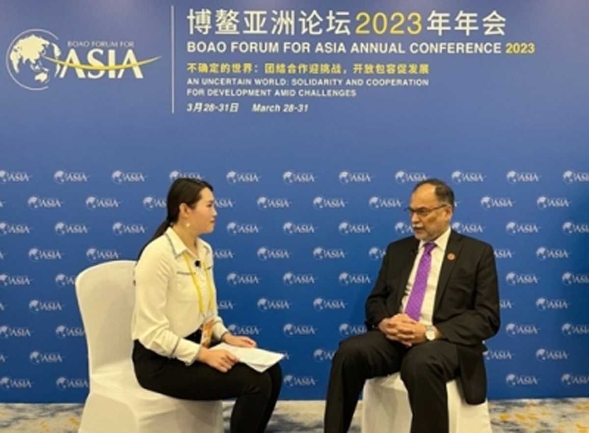 चीनी आधुनिकीकरण ने विकासशील देशों के लिए एक मॉडल दिया है : पाक मंत्री